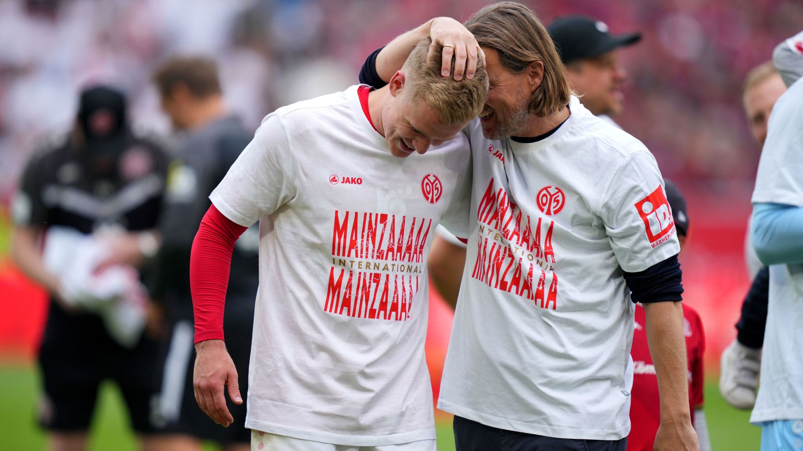 Bungert dementiert Ausstiegsklausel für Burkardt GOALRADAR