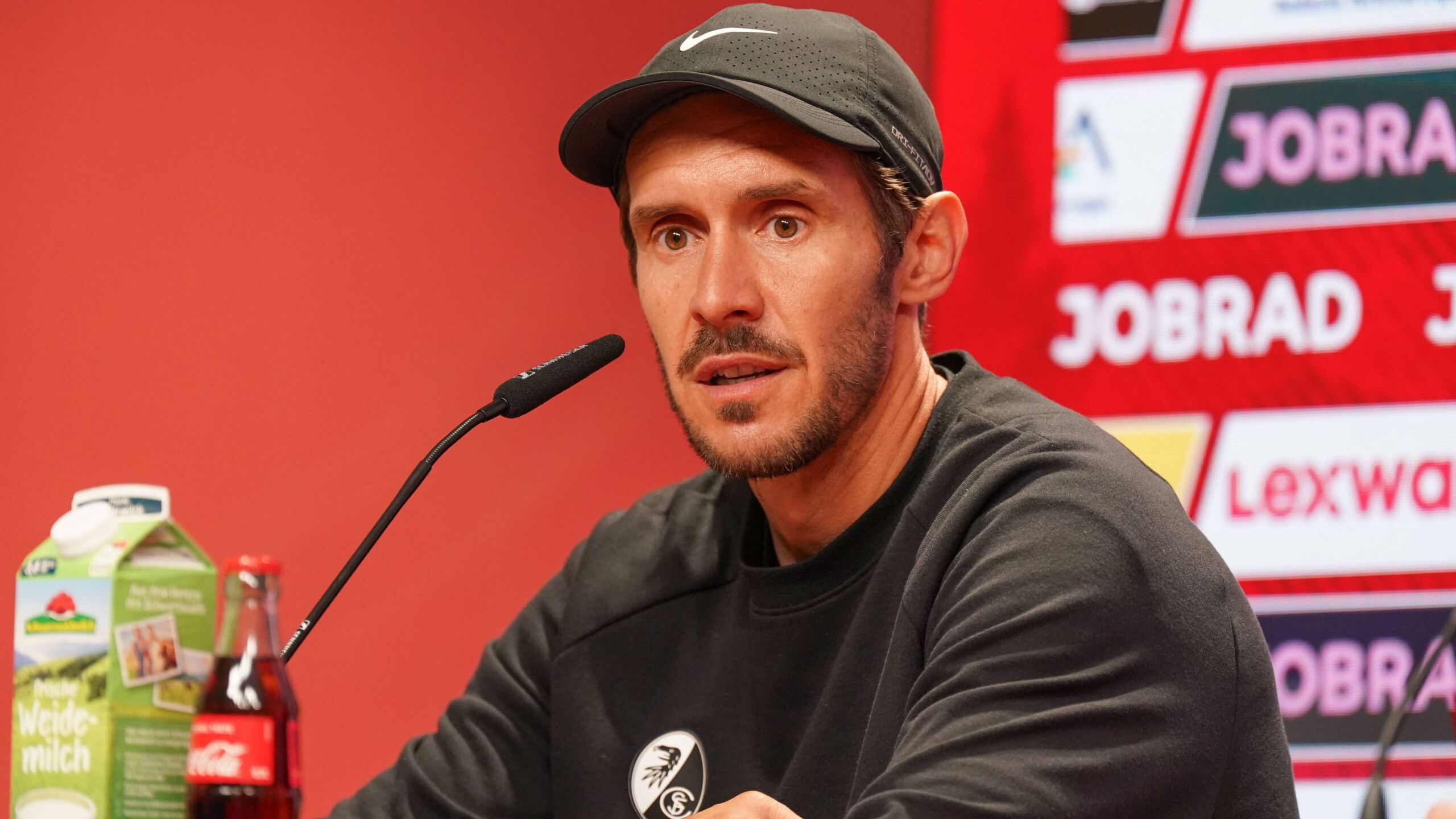 Champions League Freiburg bleibt verbal beim Eiertanz GOALRADAR
