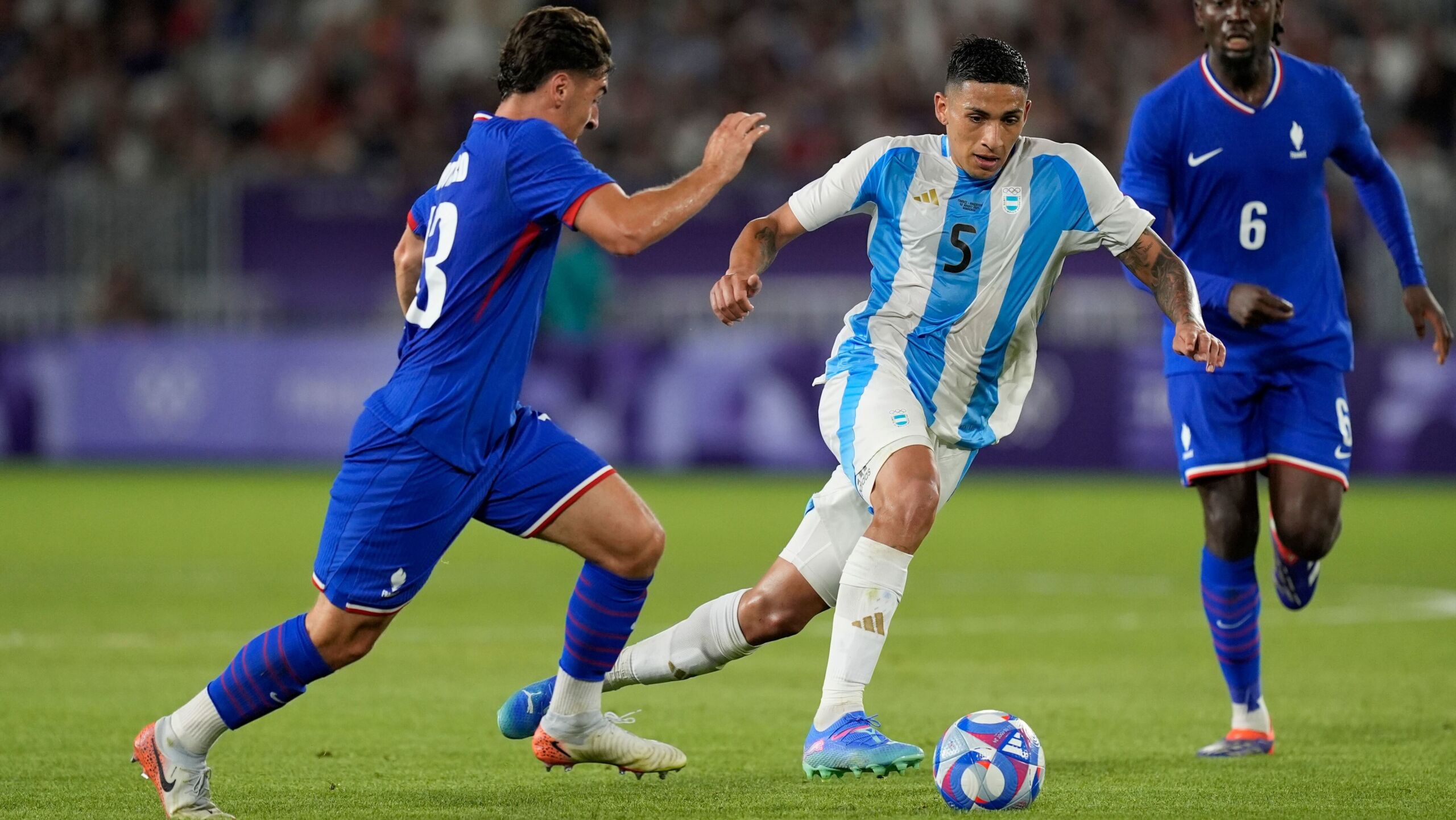 Equi Fernandez zu Bayer Transfer vor dem Abschluss GOALRADAR