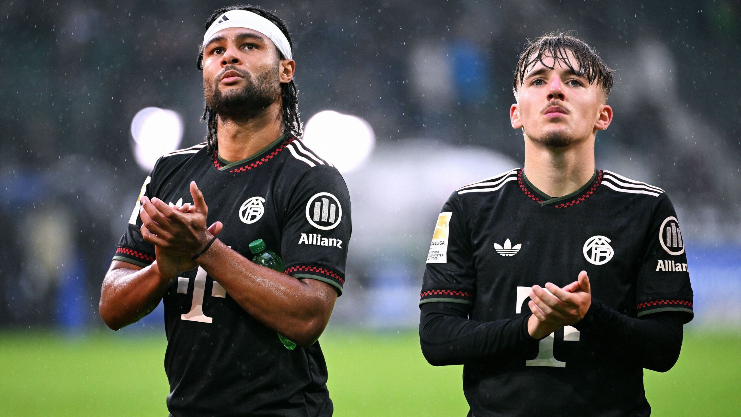 Gnabry Guerreiro Karl Zinsen von der BayernBank GOALRADAR