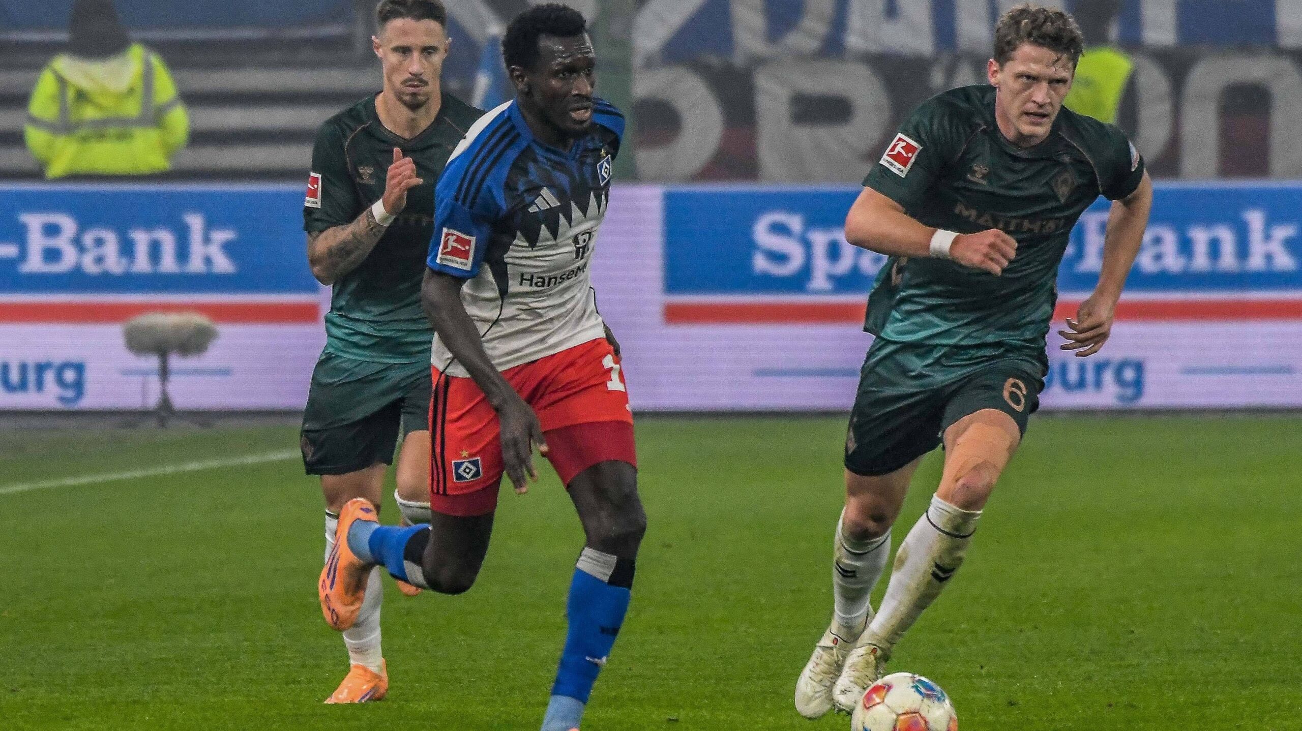 Jatta Vom Abstellgleis auf die rechte Schiene GOALRADAR