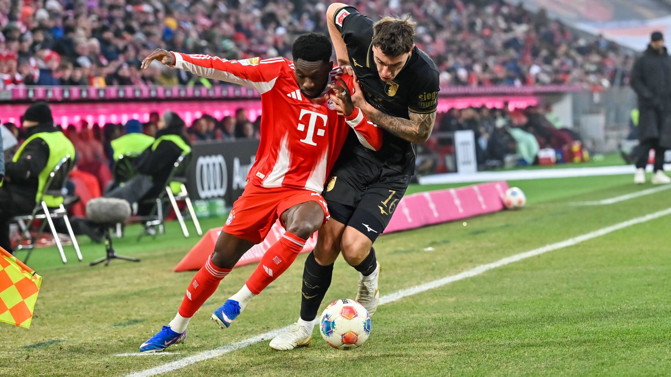 Davies Missglücktes StartelfComeback GOALRADAR