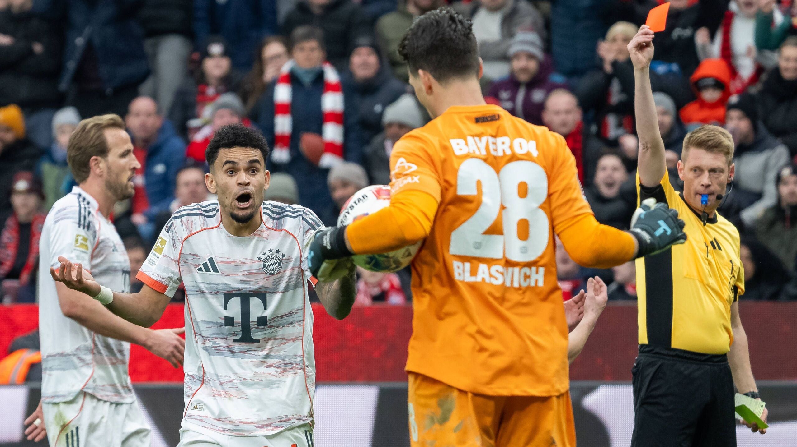 FC Bayern will LuisDiazSperre verhindern Der DFB ist gefordert GOALRADAR