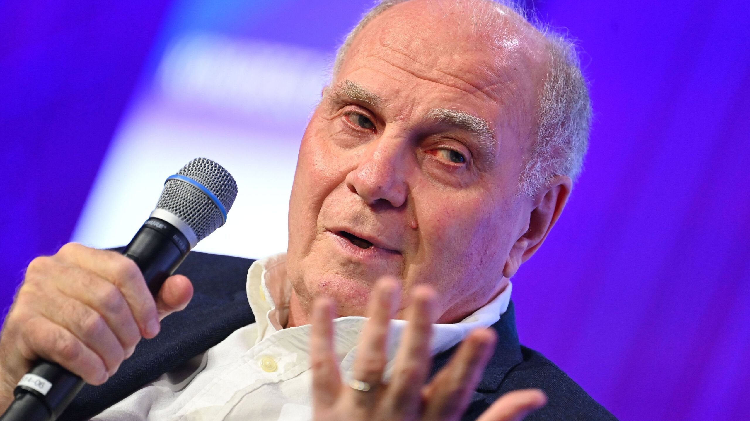 Hoeneß äußert sich zu Comingout von St Paulis U19Coach GOALRADAR