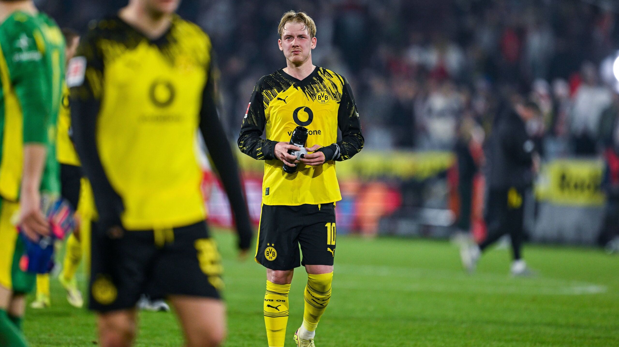 Ricken bestätigt Brandt verlässt BVB ablösefrei im Sommer GOALRADAR