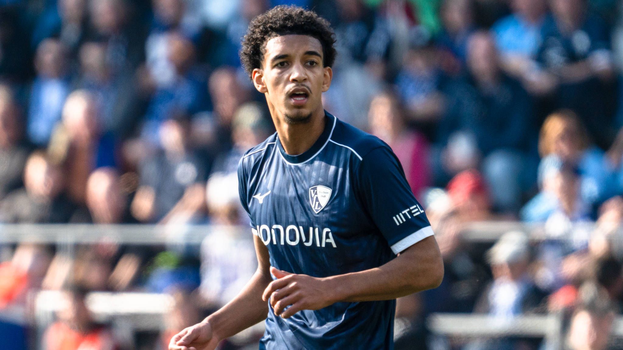 Nächstes Talent aus dem Future Team Bayer bindet Onyeka bis 2032 GOALRADAR