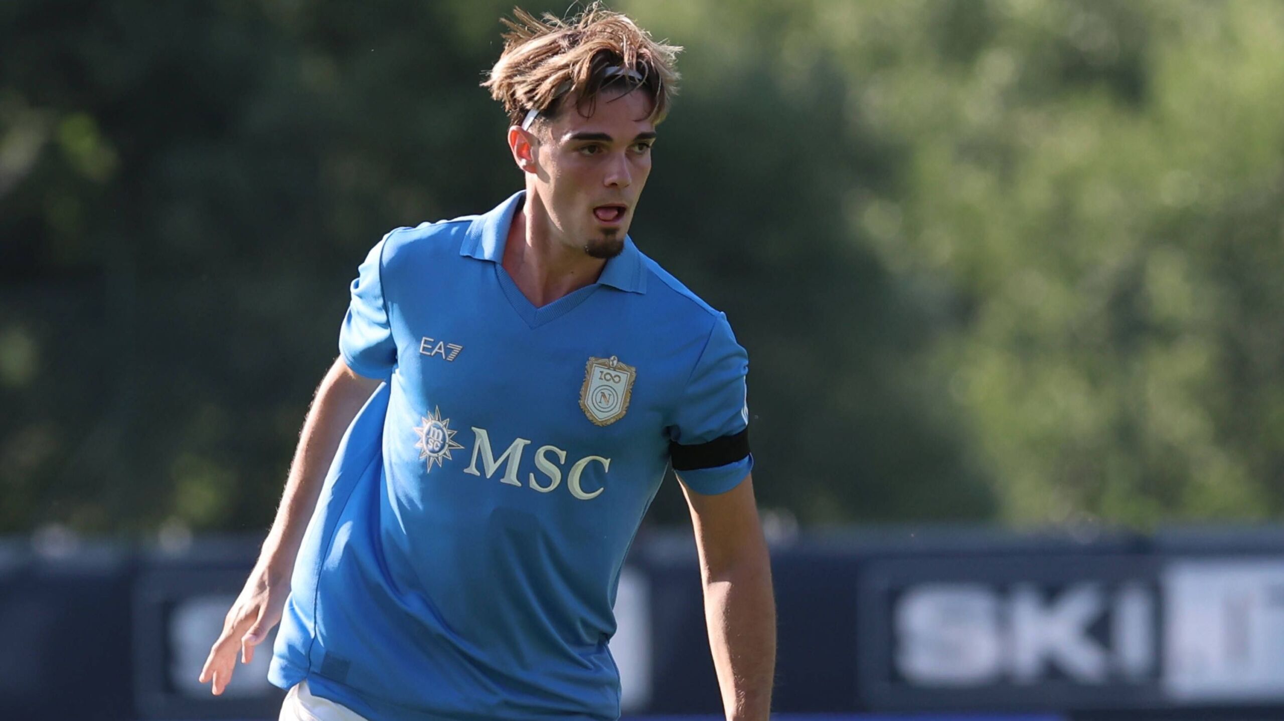 Bayers LinksverteidigerSuche Neapels Miguel ist der zweite Kandidat GOALRADAR