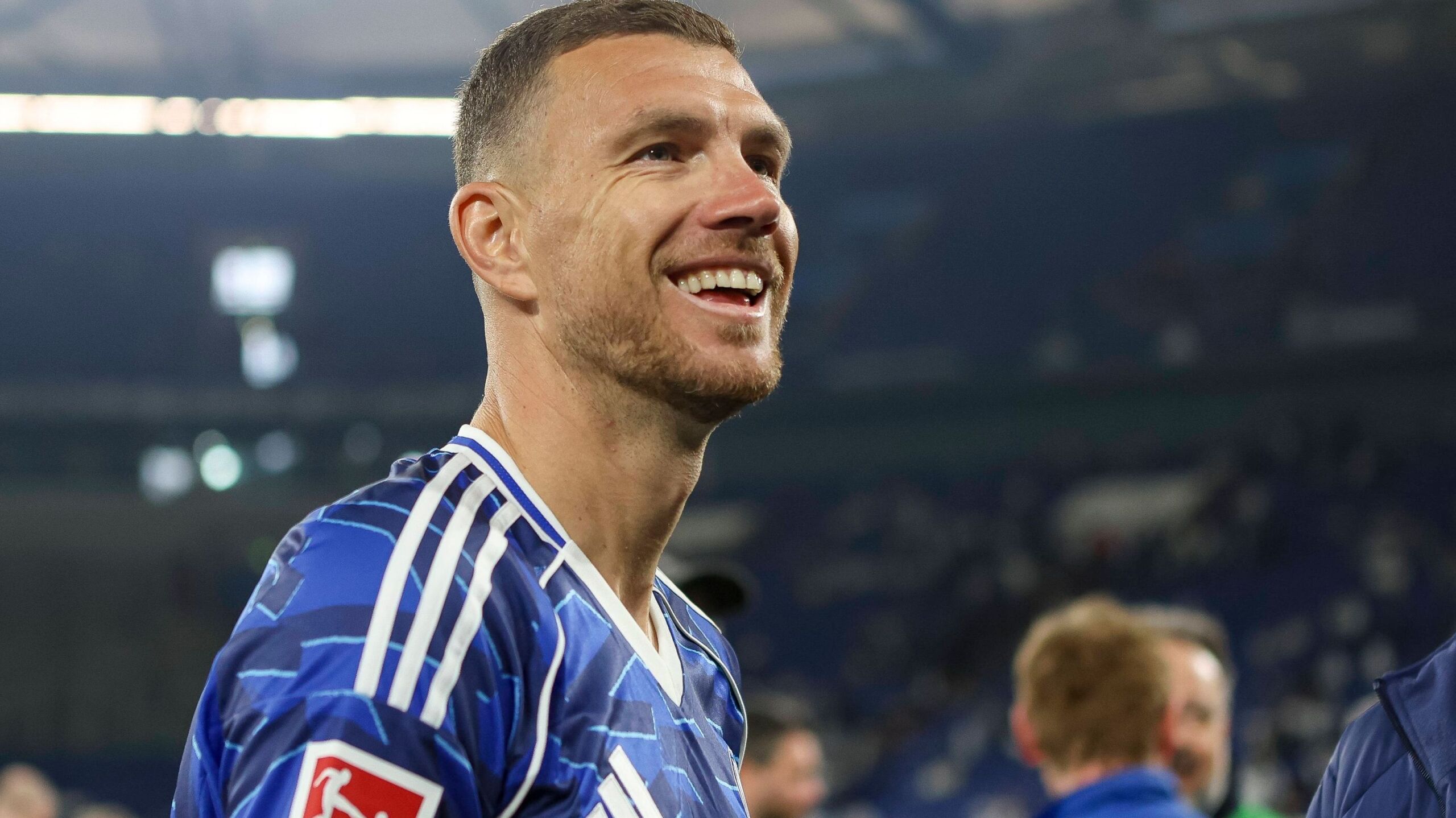 Dzeko vor der Unterschrift aber Sorgen um zwei andere KaderGrößen GOALRADAR