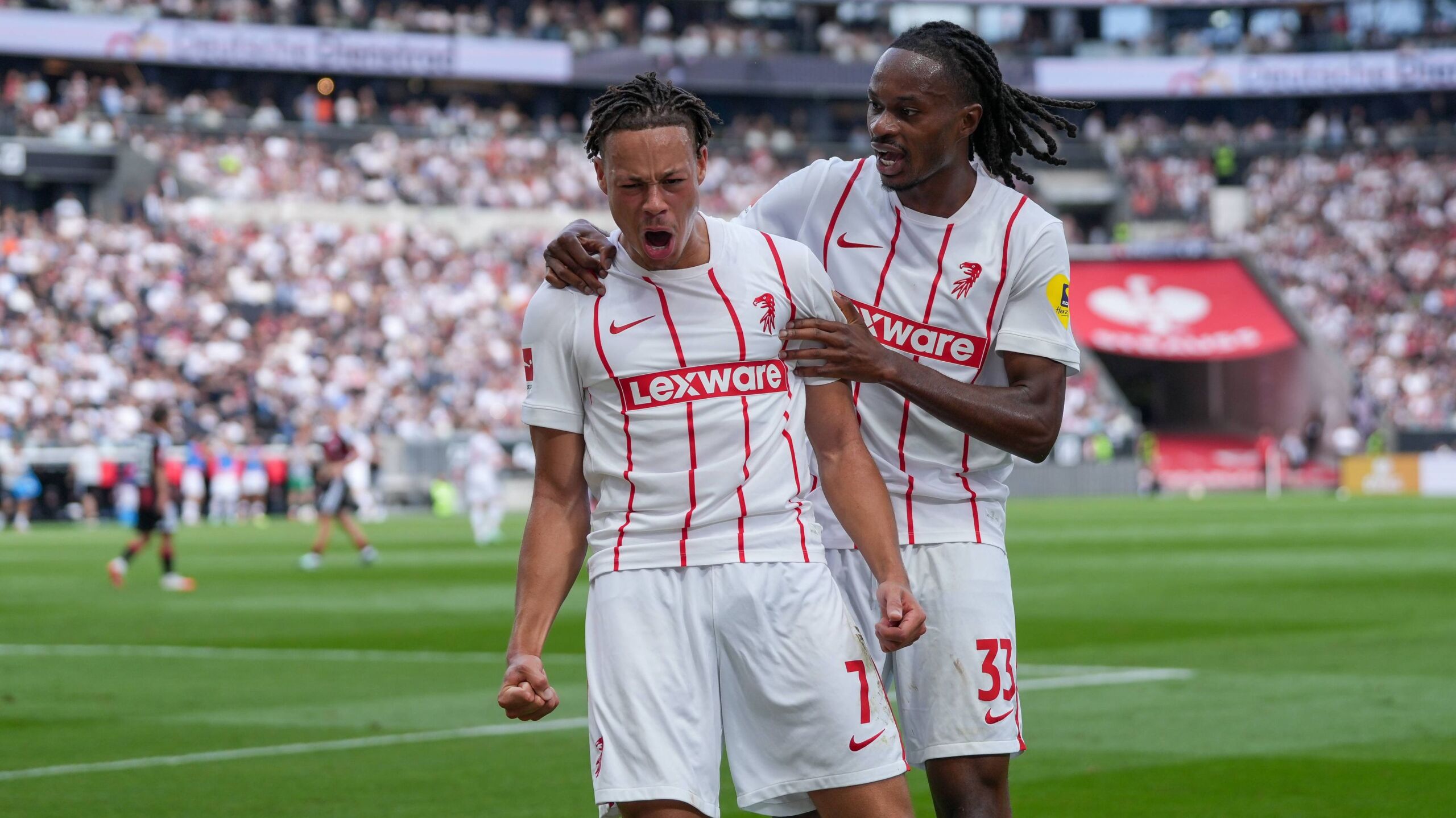 Dominant in Frankfurt Scherhant und Schuster erklären Freiburgs Weiterentwicklung GOALRADAR