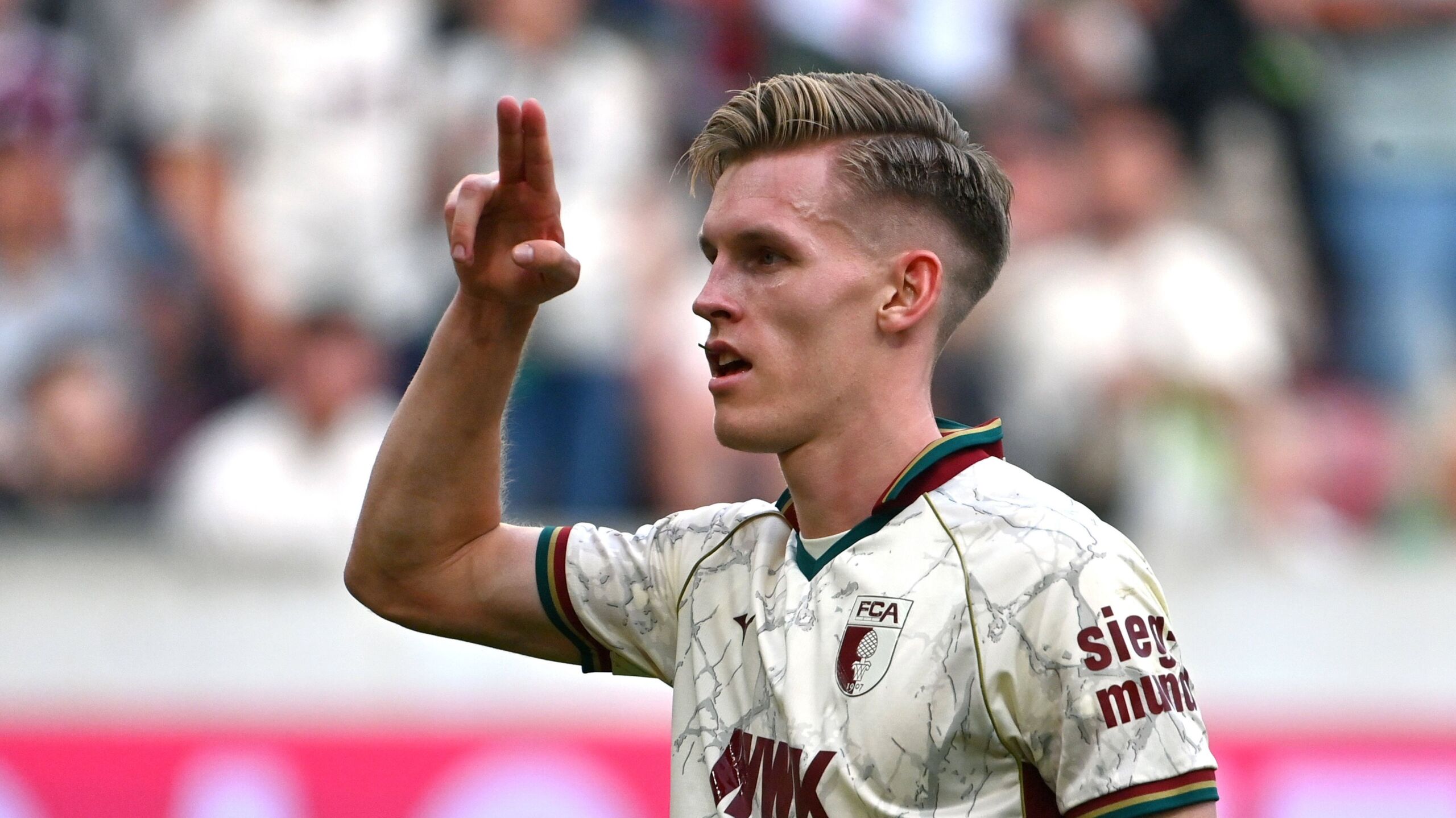 Augsburg lüftet VerletzungsGeheimnis um Kade GOALRADAR